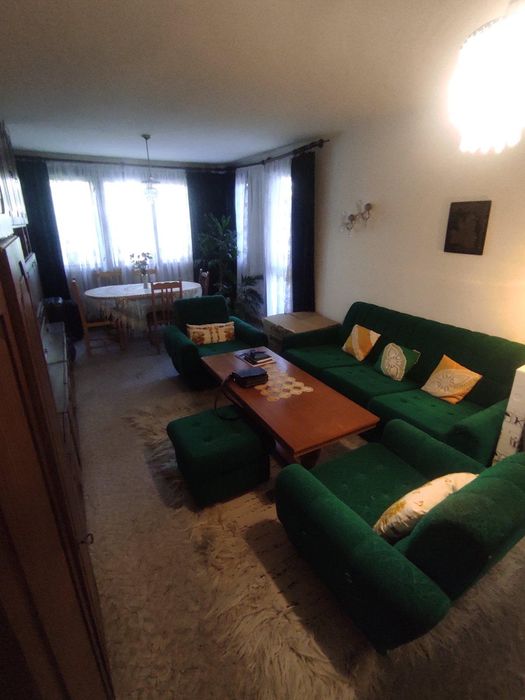 Продава се Тристаен апартамент в Бургас, Славейков - 90 кв.м за 1656 €/кв.м - Снимка #1