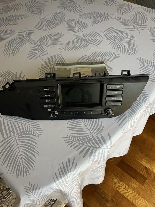 Штатная магнитола на Киа Рио