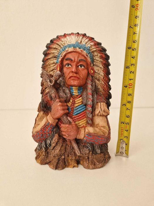 Bust decorativ nativ indian – figurina de colecție 20 cm