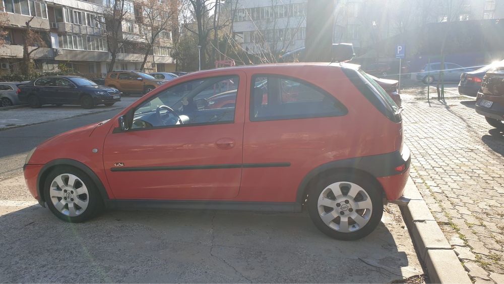 Opel Corsa C. 1.8 - 16V GSI