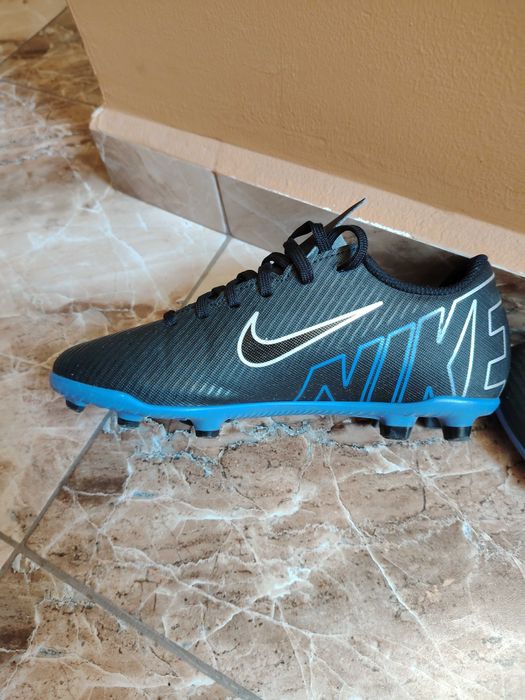 Детски бутонки Найк