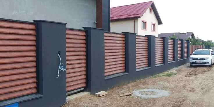 Garduri si porti stil jaluzea, sipca metalica, tabla cutata