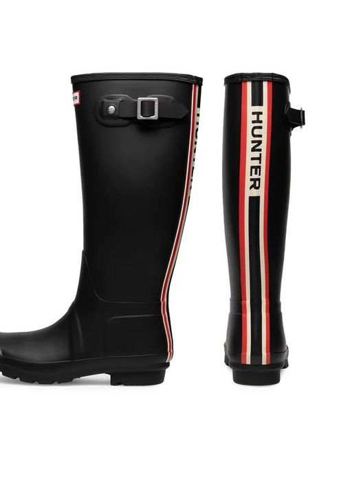 Hunter
Cizme de cauciuc Negru, marimea 39, pret 250 lei, noi, in cutie