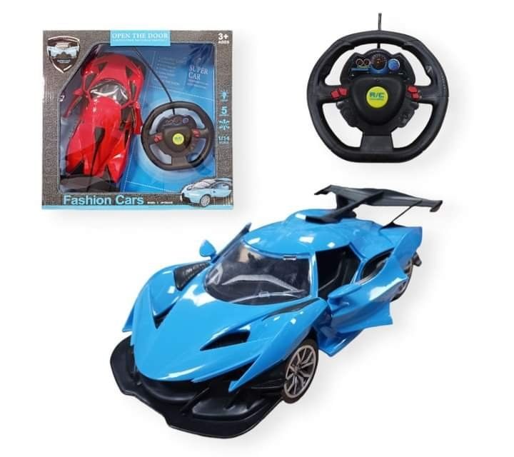 Спортна кола с дистанционно волан и отварящи се врати