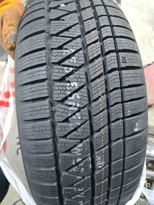Продам 4 штуки новые шины корейской фирмы KUMHO