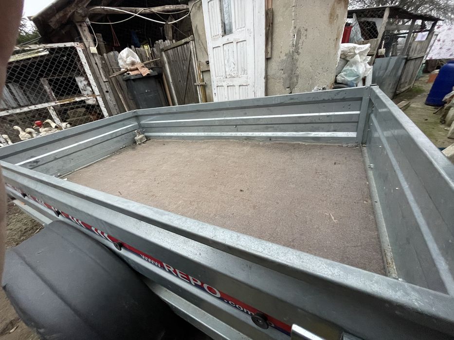 Vand Remorca REPO 750 KG