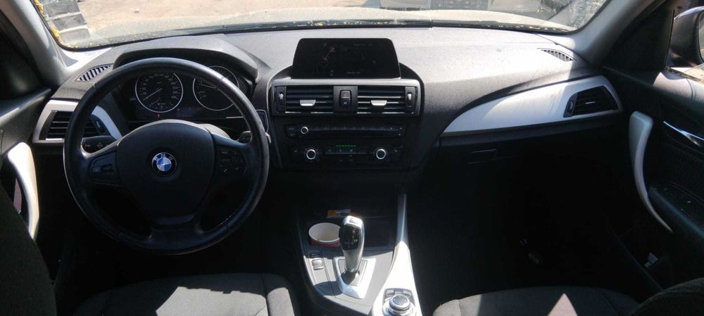Dezmembrez BMW seria 1 F20 2.0 D an 2014 cod motor N47D20C