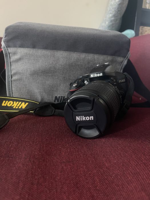 Фотоапарат Nikon D5300 +подарък