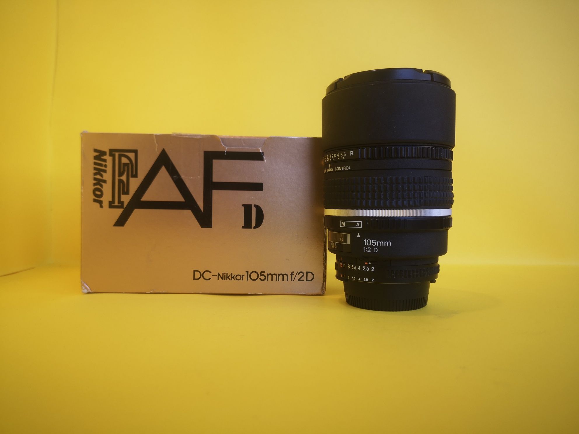 Nikon AF DC-NIKKOR 105 mm f/2