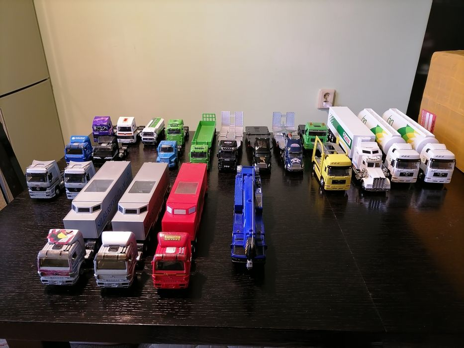 Модели на камиони