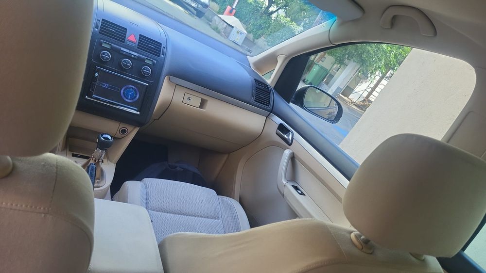 Vând VW Touran,1.9TDI