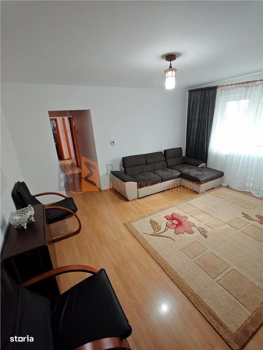 Apartament 3 camere cf 1 semidecomandat zona Micro 3