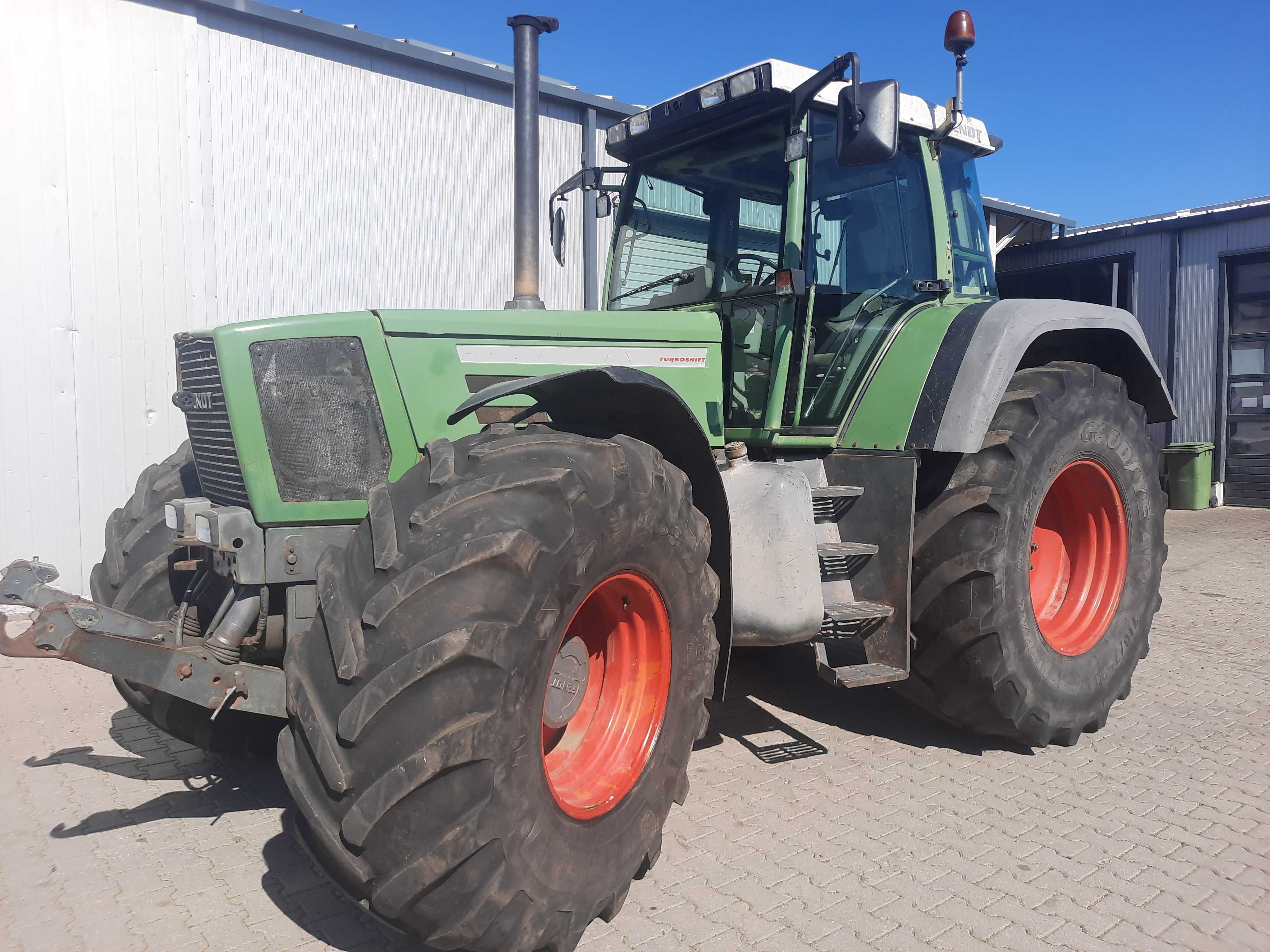 Fendt favorit 824