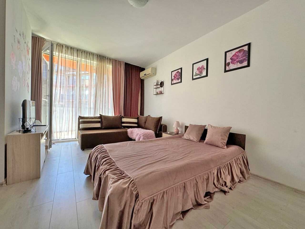 Продава се Едностаен апартамент в к.к. Слънчев бряг - 38 кв.м за 1224 €/кв.м - Снимка #2
