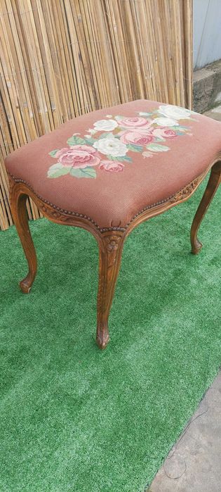 Ретро табуретка .