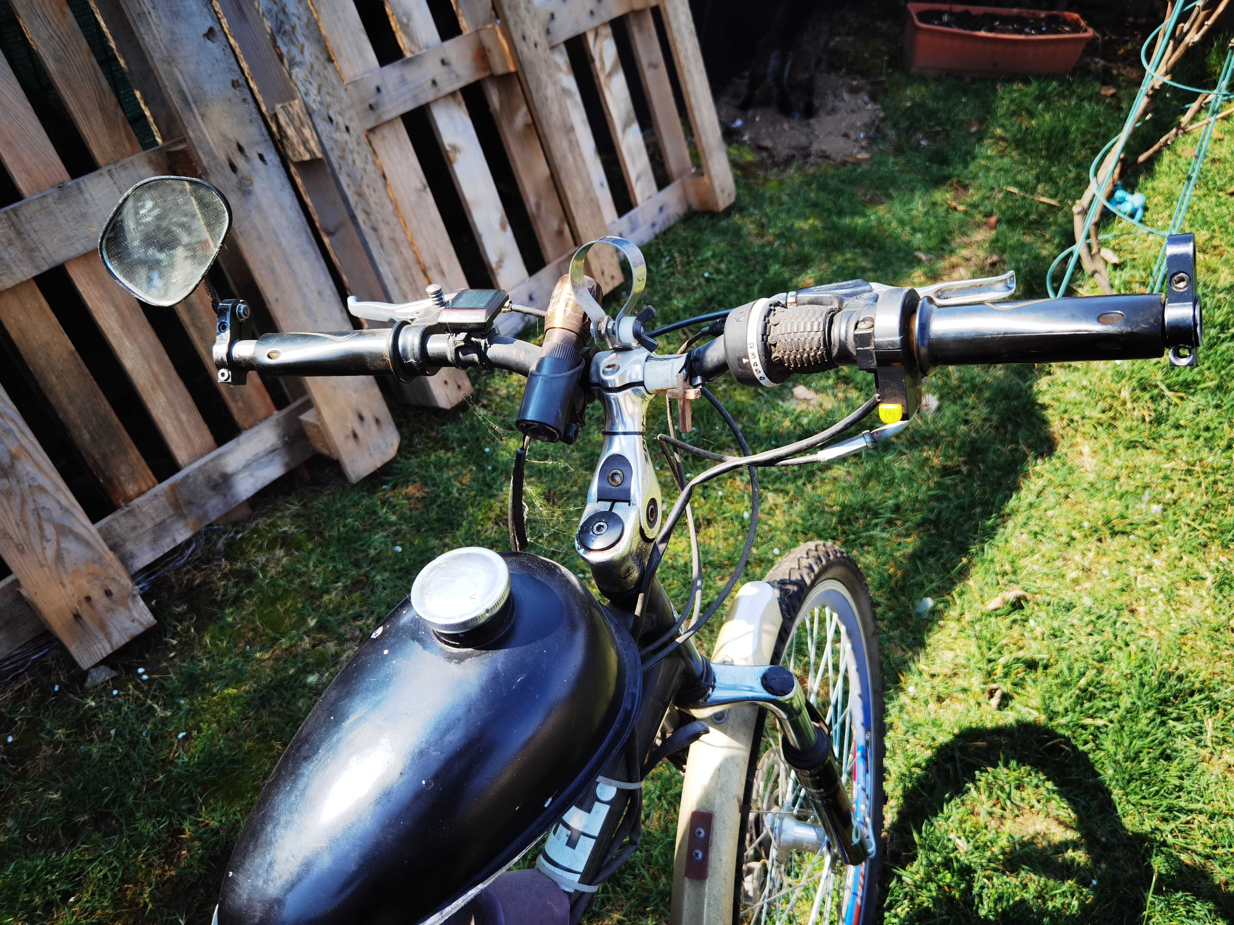 Bicicleta cu motor benzina, termic 50cc