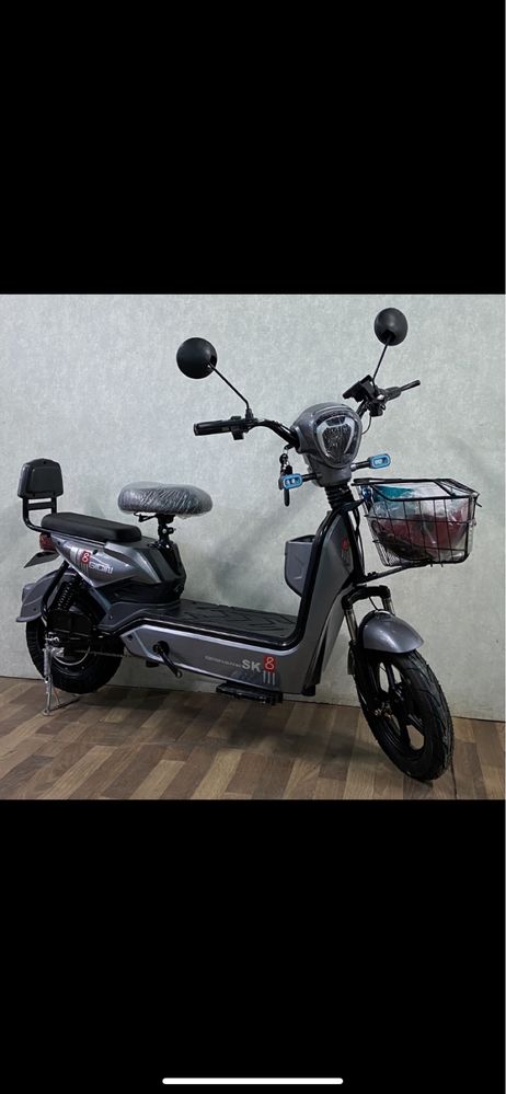 Продаётся электроскутер/велосипед SK8 350W в сером цве
