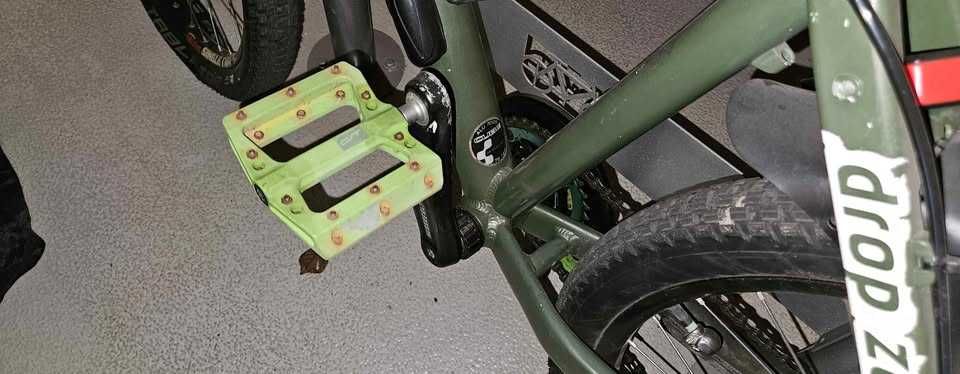 Bicicleta MTB Hardtail Cube DropZone 26" + accesorii