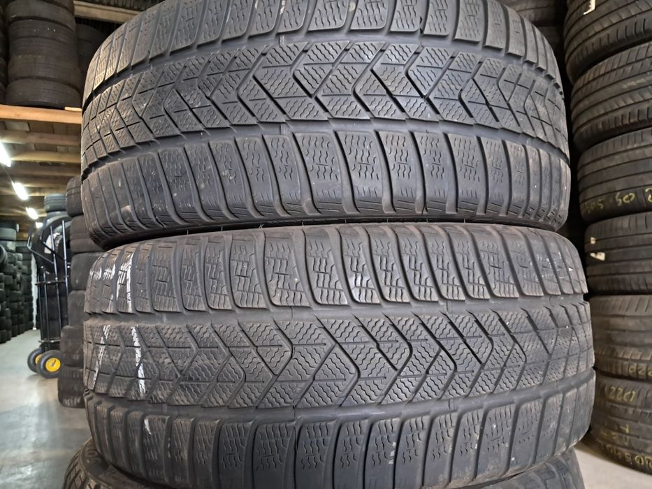 Anvelope second iarna 235 35 R20 Pirelli T0 Elect 6/7mm 2022