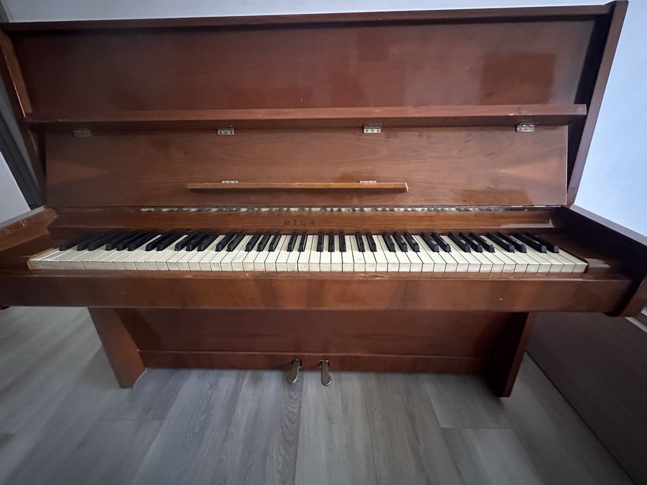 Фортепиано Рига