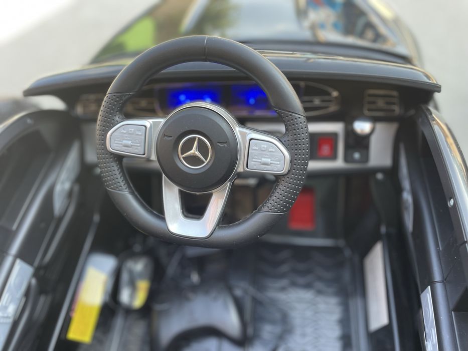 Masinuta electrica cu telecomanda Mercedes Benz GLE450 Black