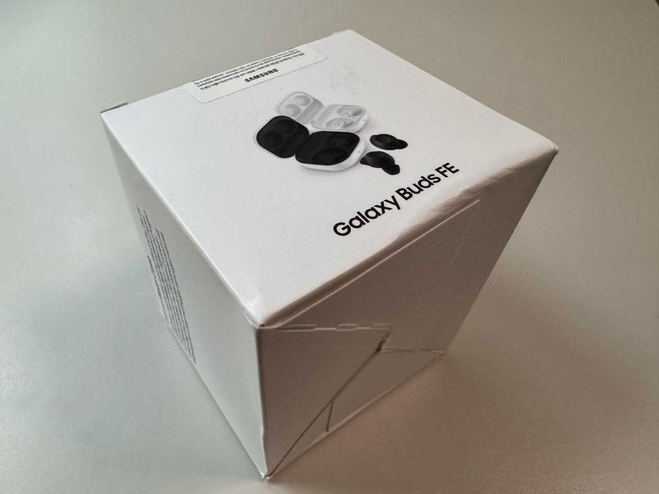 Samsung / Galaxy Buds FE  + Beam Case / Black / Sigilate