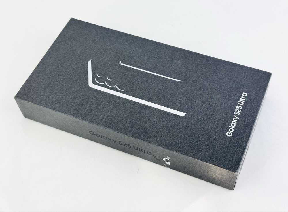 НОВ! Samsung Galaxy S25 Ultra 1TB Titanium Gray 2г. Гаранция!