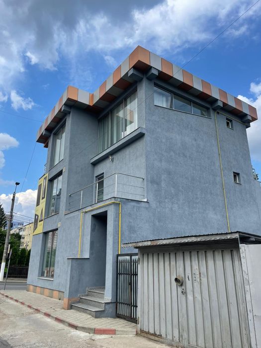 Spatiu comercial
