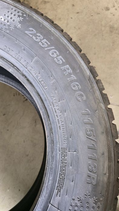 1 anvelopa iarnă Khumo 235/65/16 C