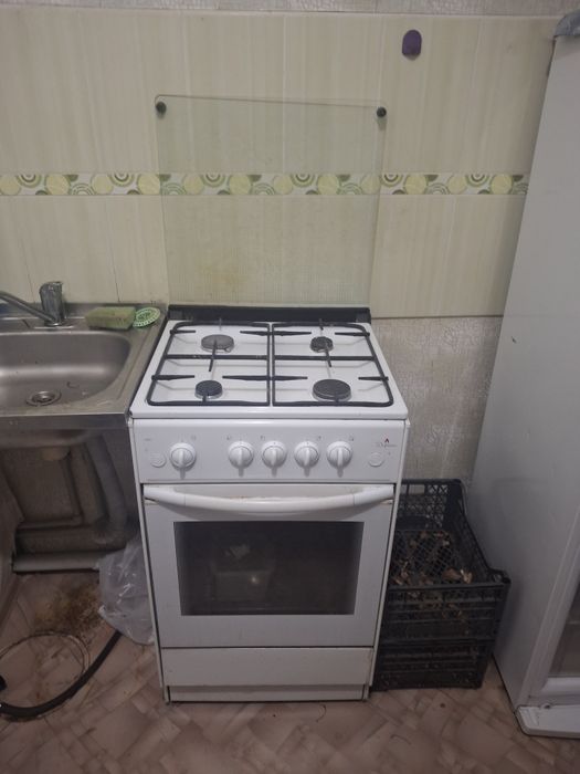 Прадаю Газ плита