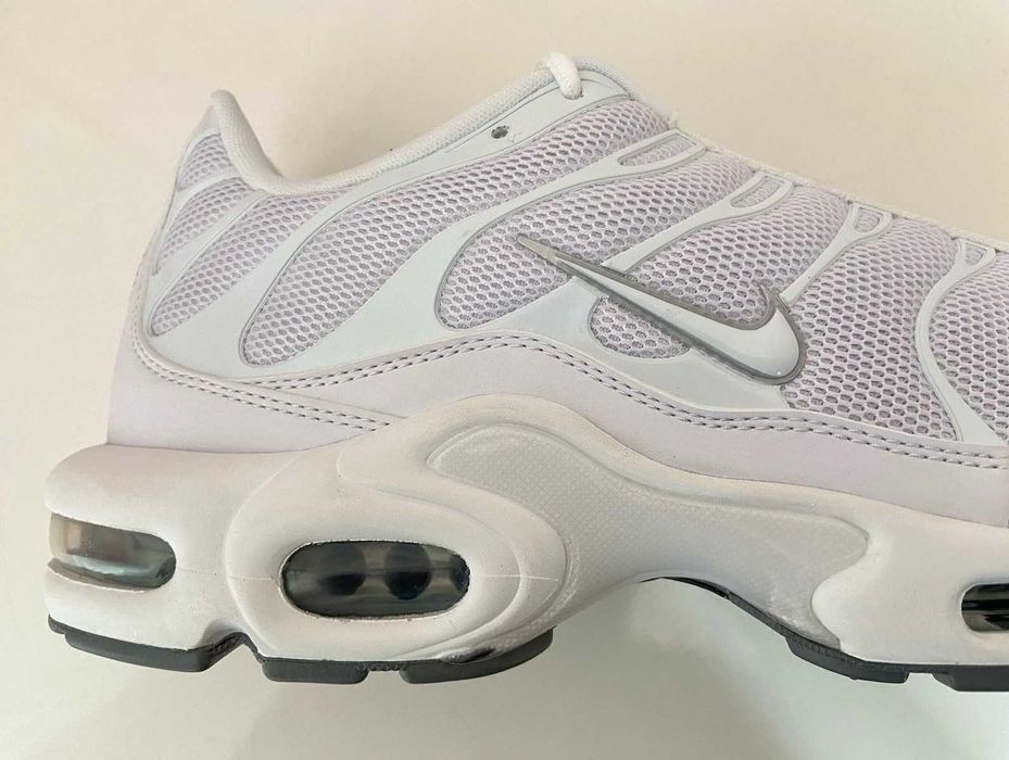 CLASSIC Nike Air Max TN Plus Triple White (от/до 36-46 номер)