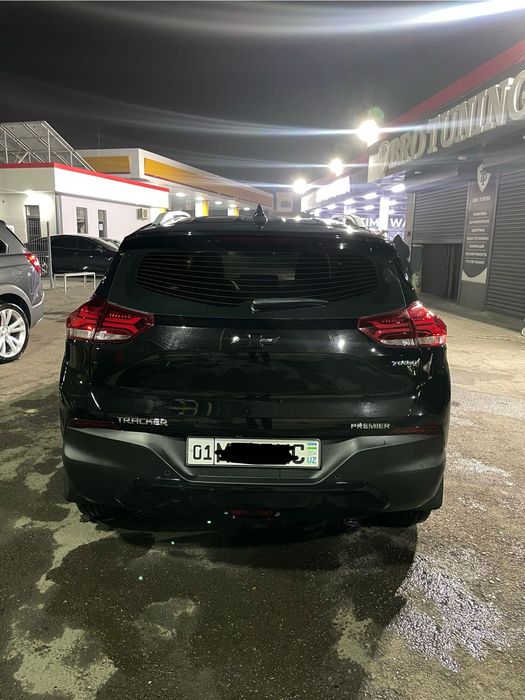 Tracker 2 premier 2023