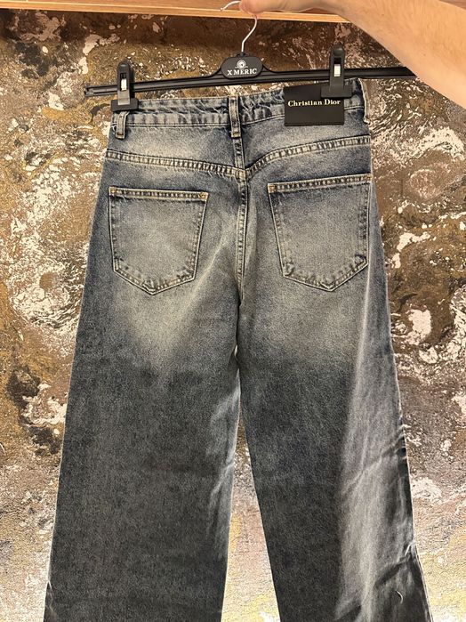 Blugi Dior, calitate premium.