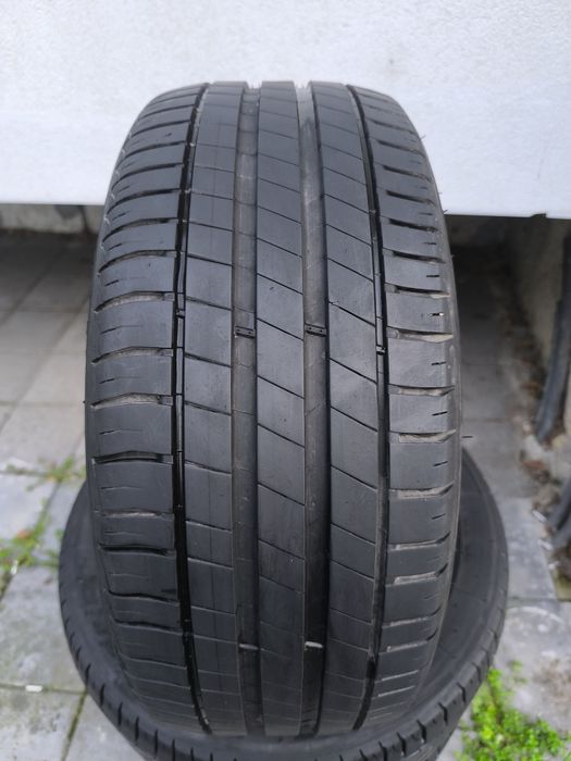 225/45/17 BF Goodrich