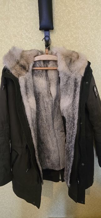 Парка на натуральном меху (волчий)