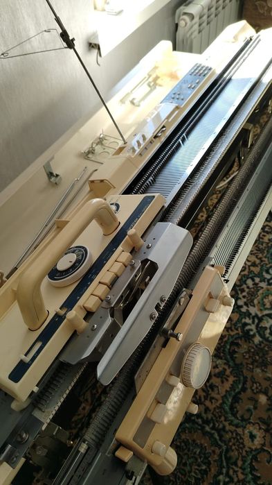Вязальная машина Brother KH965