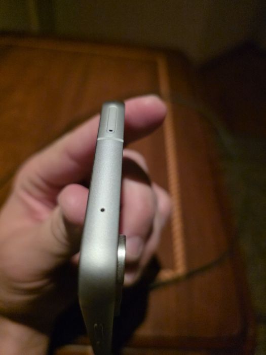 Продается Samsung s23 Fe в отличном состоянии!!!