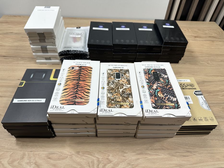 Vand lot 50 huse telefon Iphone Samsung - 5 lei bucata