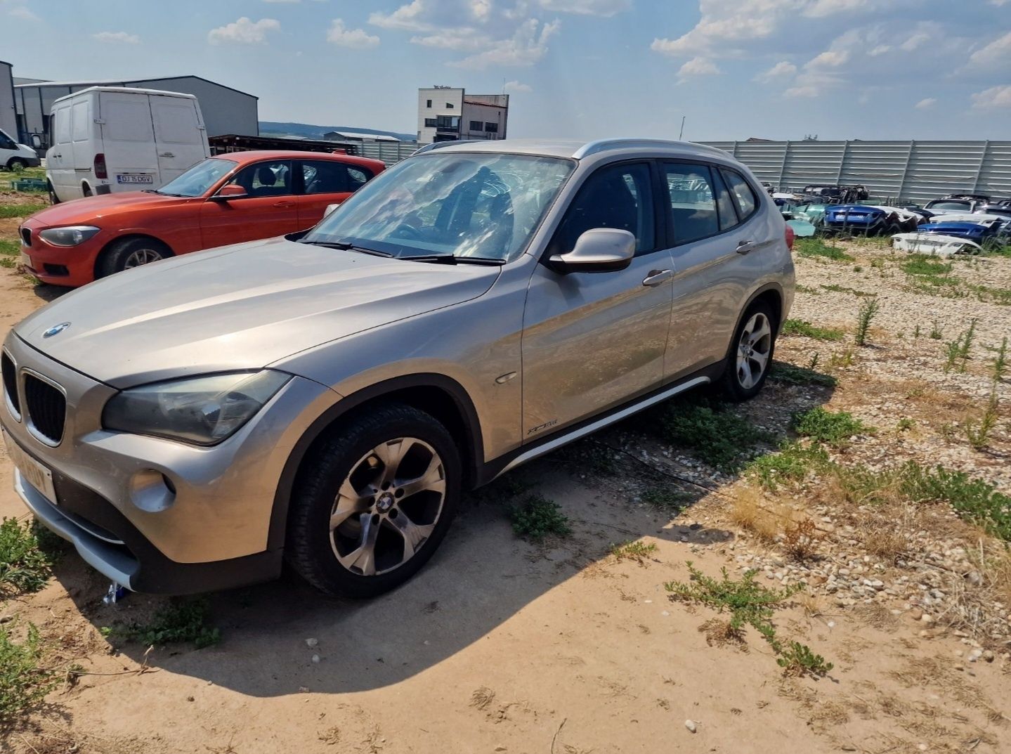 Bara fata spate capota portbagaj aripa usa stop far bmw x1 e84 A72