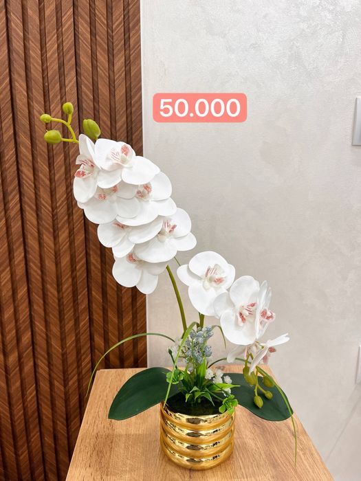 Suniy decor gullar tuvelarimiz keramika, judayam did bilan yasalgan