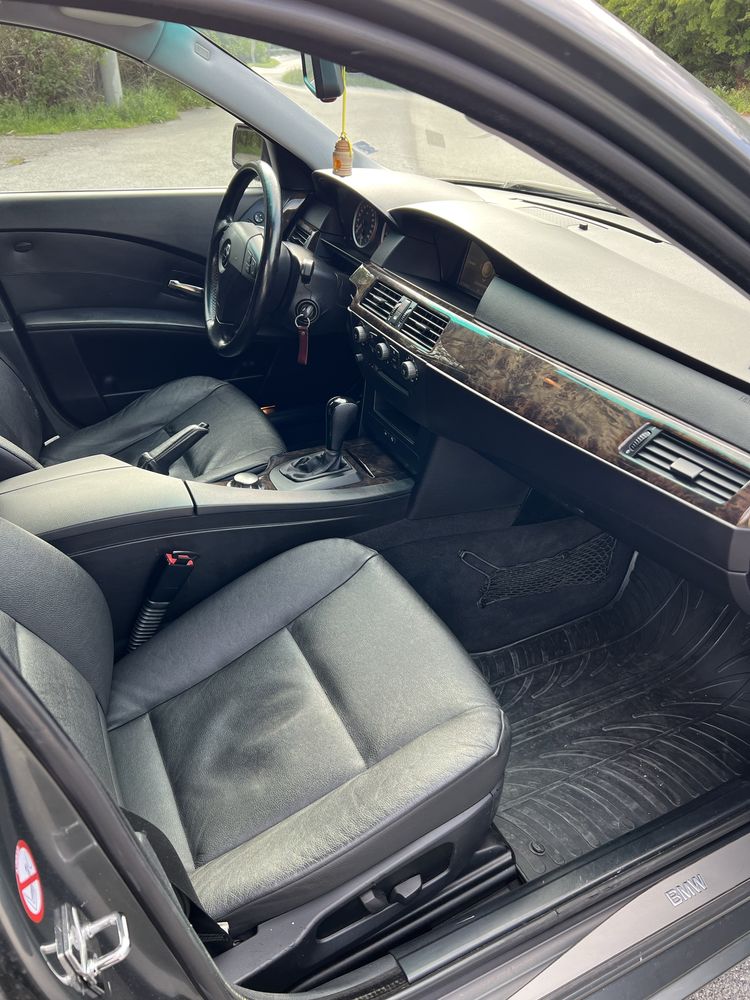 BMW E60 530i M54