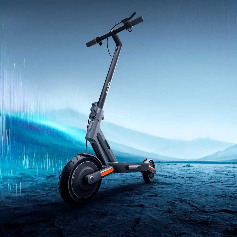 Электросамокат Xiaomi Mi Electric Scooter 4 Ultra (25/70/120, черный)