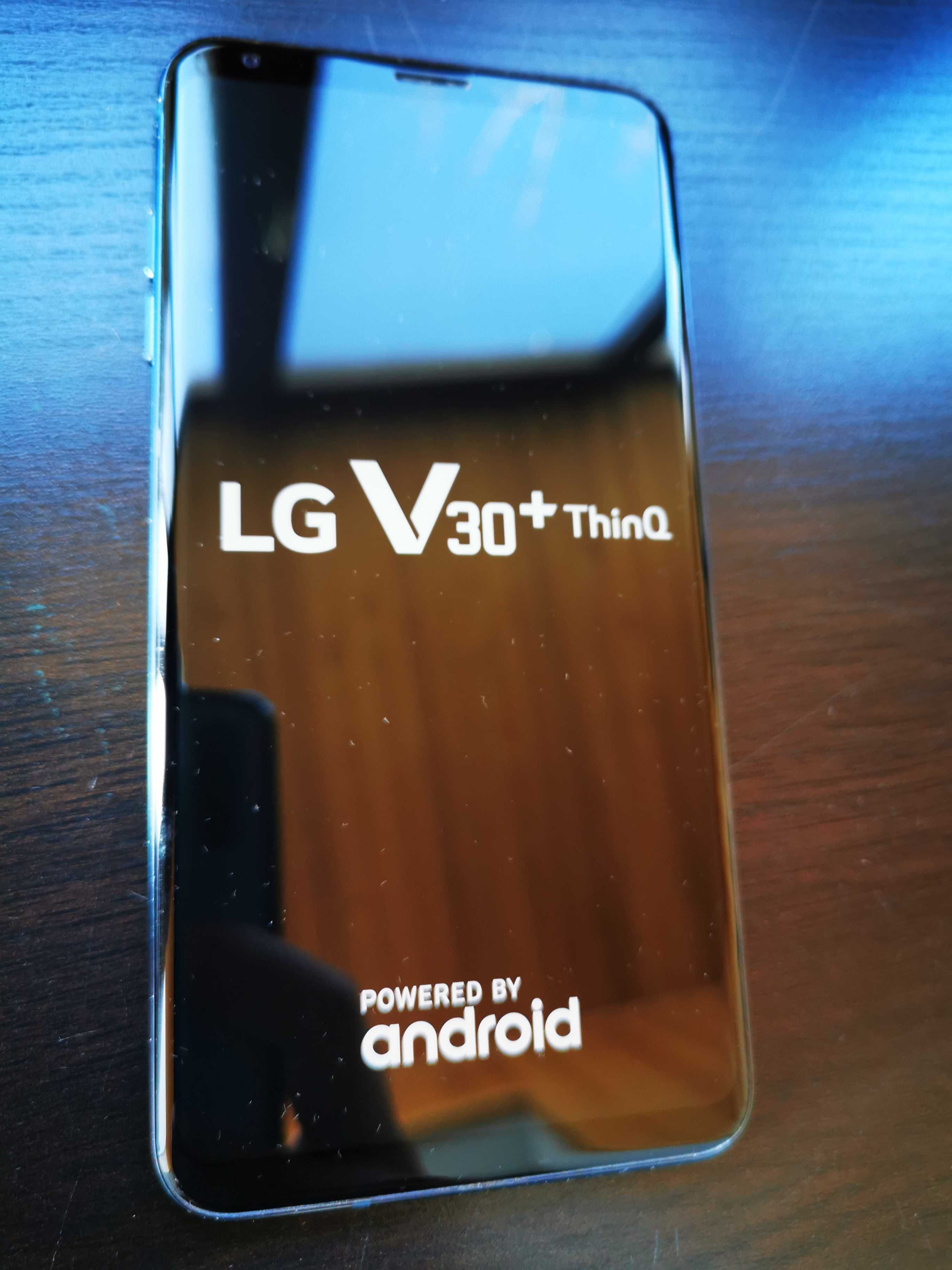 Смартфон LG V30+