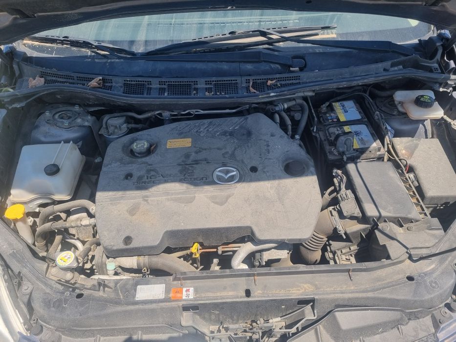 Dezmembrez Mazda 5 2.0 diesel 2010