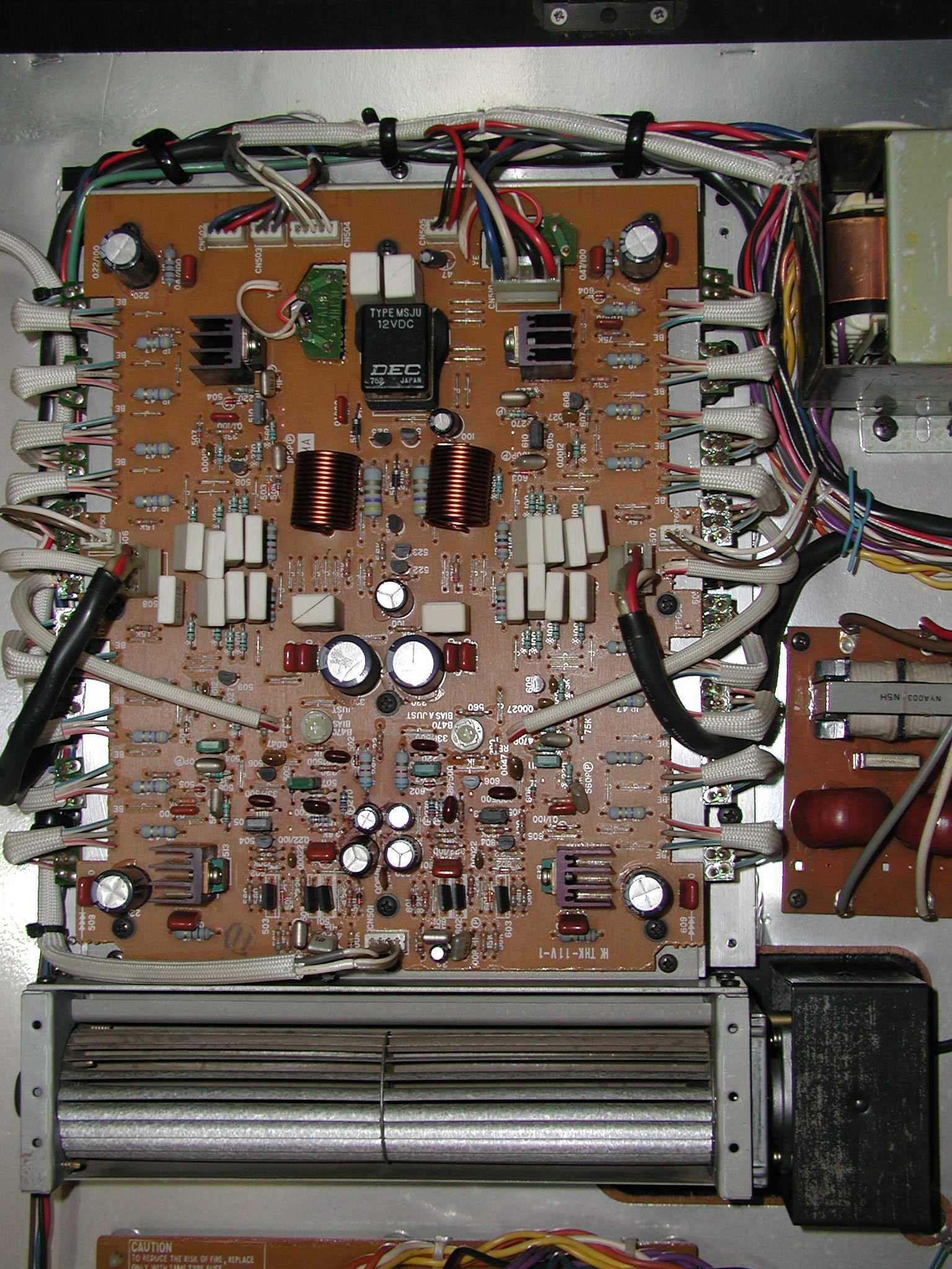 mixer amplificat Yamaha EMX300