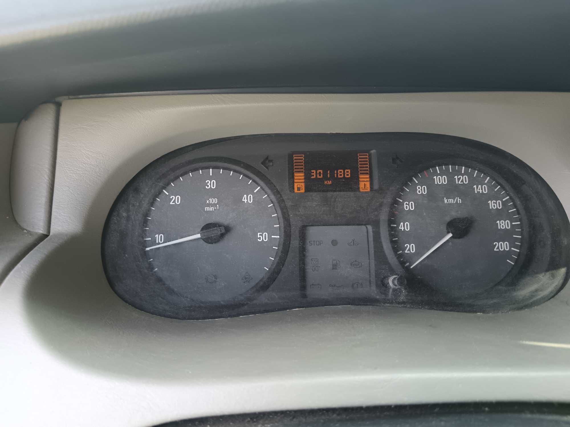 De vânzare Opel vivaro an 2009 km 301188