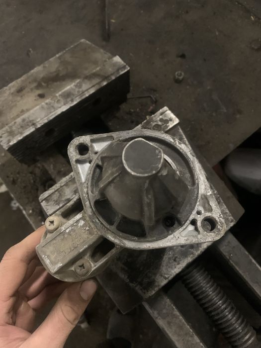 Стартер 4g93 1.8  митцубиси