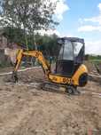 Închiriez miniexcavator