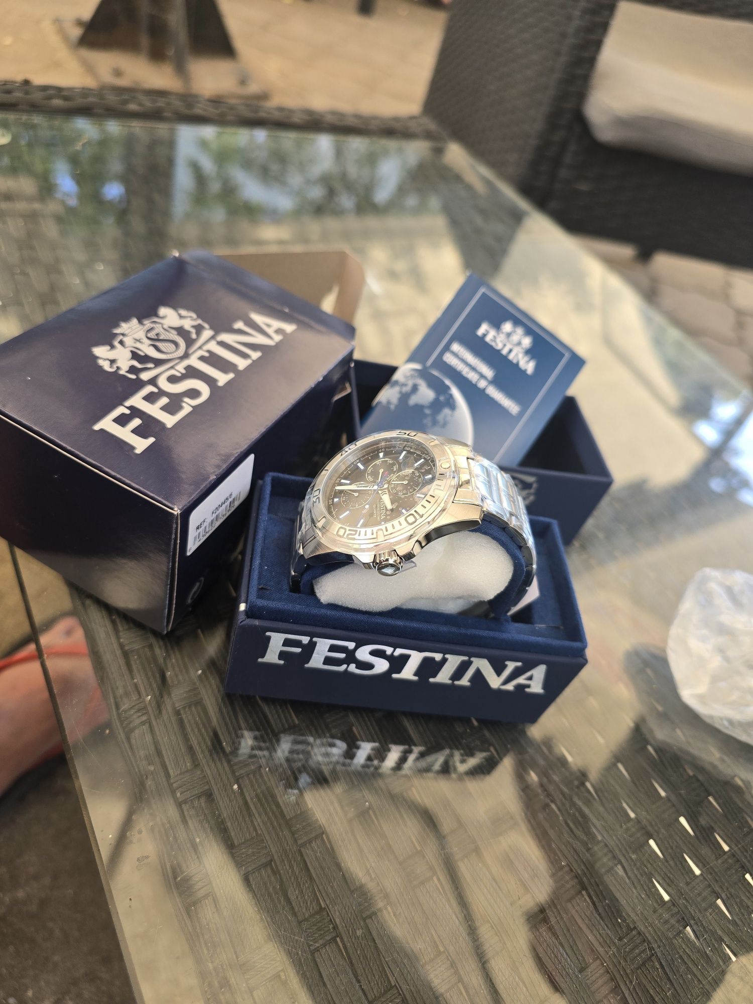 Часовник FESTINA