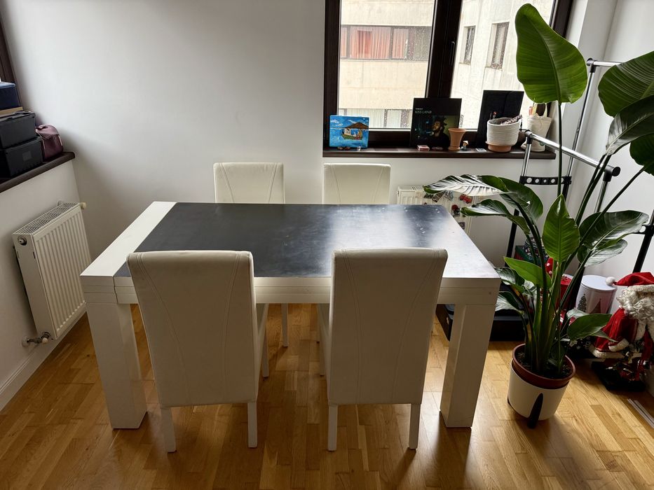 Masa Extensibila cu 4 Scaune